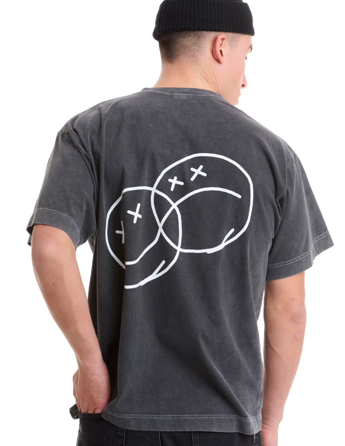 Faces Grey Washed Crop